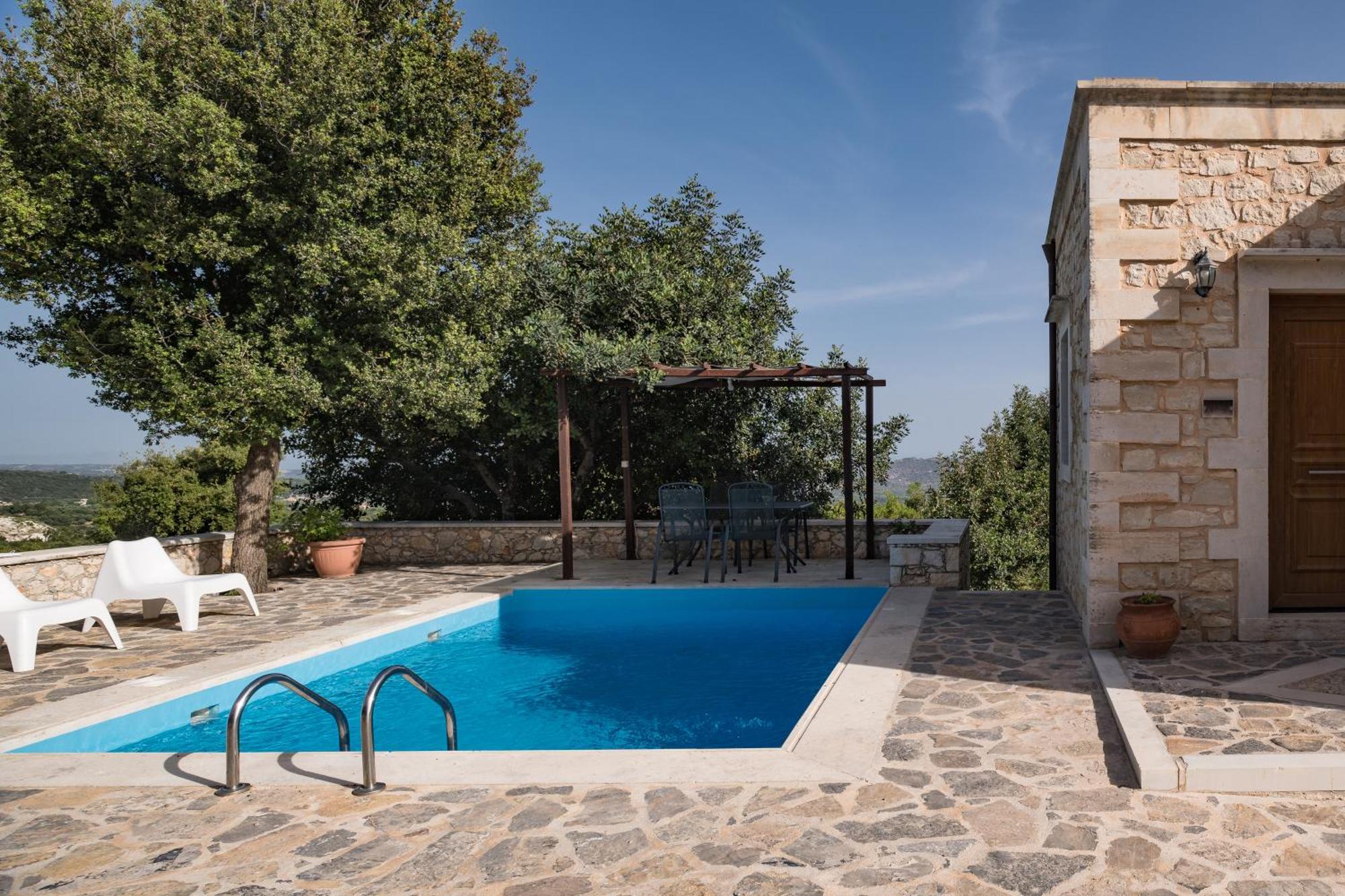 Koules Estate, With Private Pools & Bbq - Embracing Nature, By Thinkvilla Argouli Номер фото